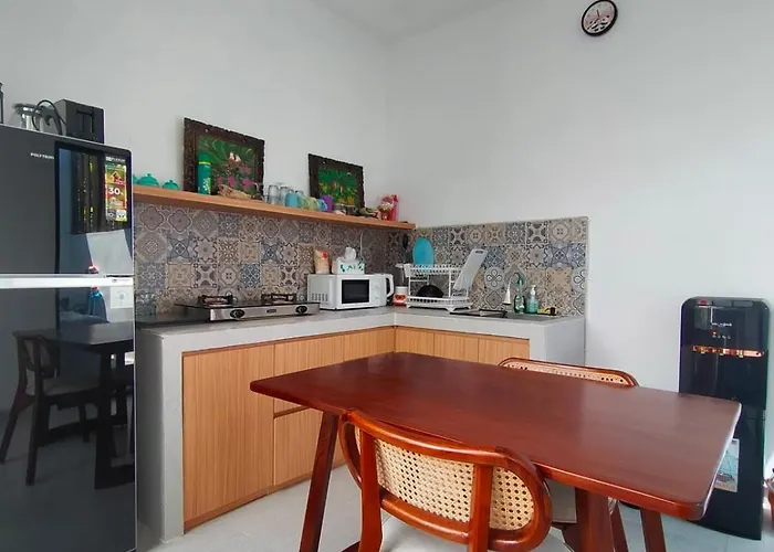 2 Bedroom Incl Motorbike To Use *